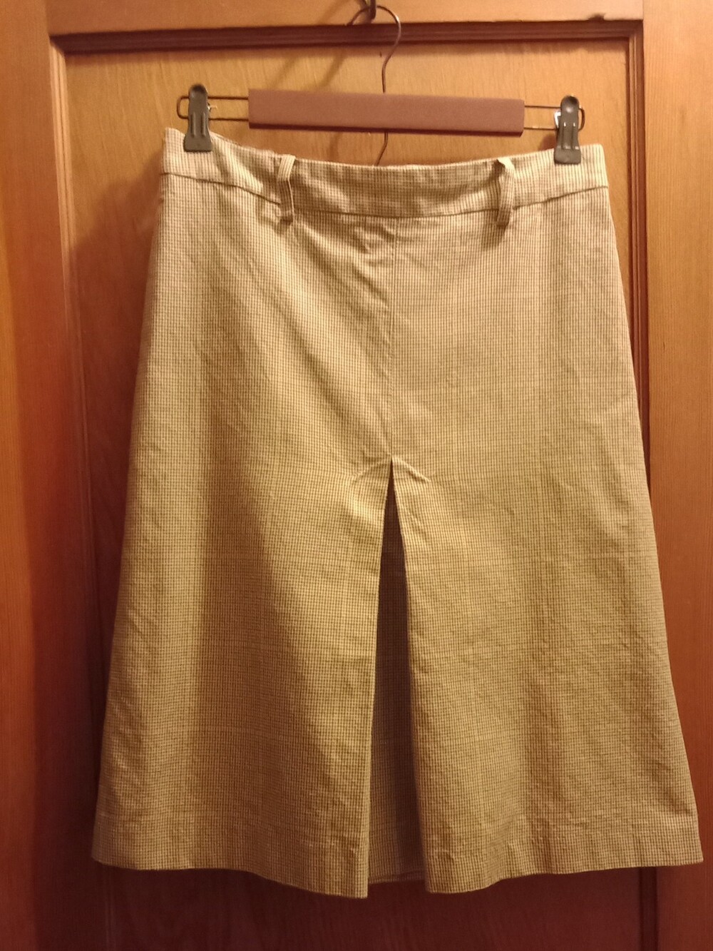 Zara Beige A-Line Skirt with Front Vent
